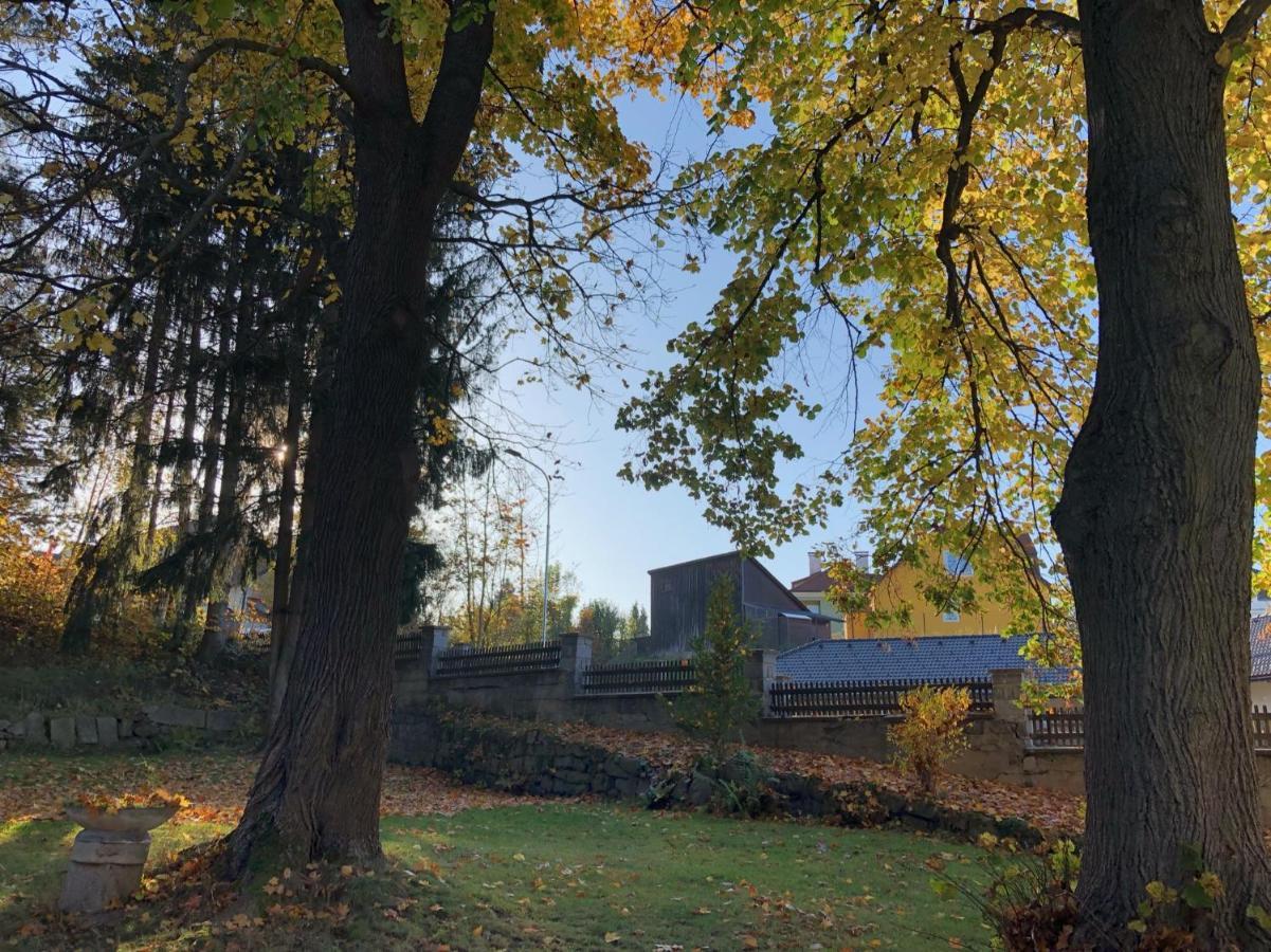 Ferienwohnung „Gmuender Hof“ グミュント エクステリア 写真